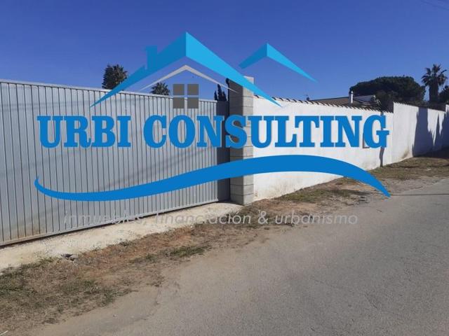 Parcela en venta en Chiclana de la Frontera, Pinar de los franceses photo 0