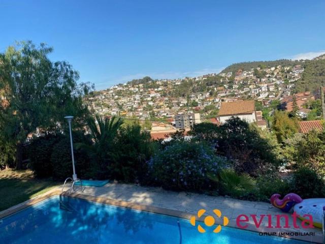 Parcela en venta en Vallirana, Vallirana photo 0