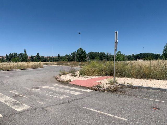Parcela en venta en Ávila photo 0