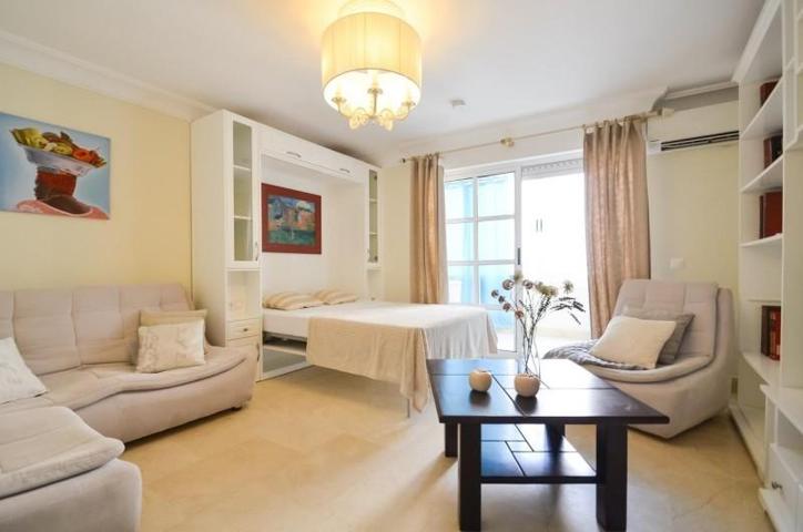 Estudio en venta en Torrevieja, Playa de los Locos photo 0