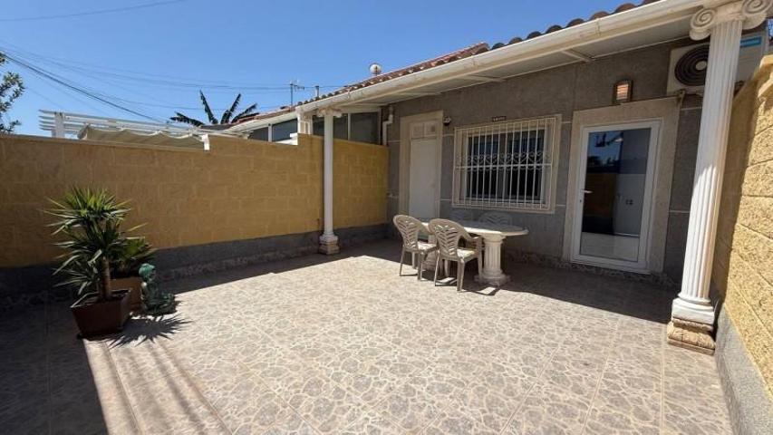 Bungalow en venta en Torrevieja, La Siesta - El Salado - Torreta photo 0