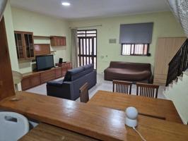 Casa en venta en Pedralba, CENTRO photo 0