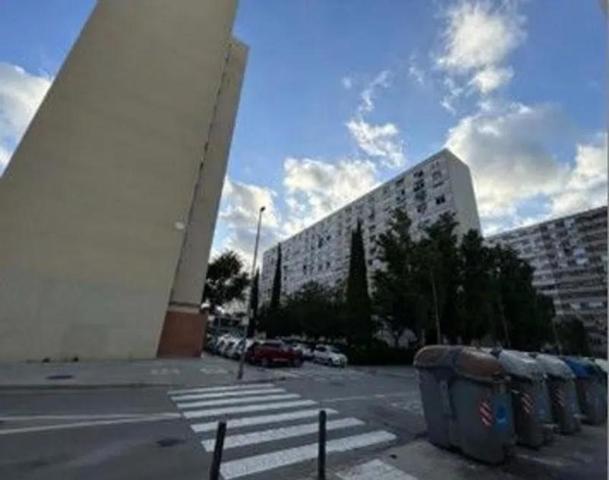 Piso en venta en L'Hospitalet de Llobregat, Bellvitge photo 0