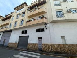 Local comercial en venta en Ogíjares, Plaza alta photo 0