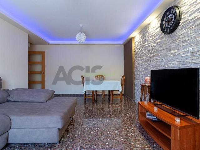 Piso en venta en L'Alcudia photo 0