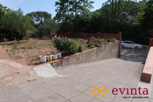 Parcela en venta en Vallirana, Vallirana photo 0