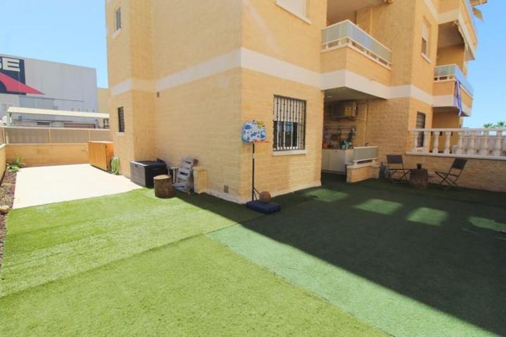 Planta baja en venta en Torrevieja, Aguas Nuevas photo 0