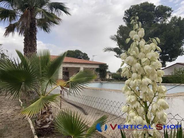 Chalet en venta en Caudete, Polideportivo photo 0