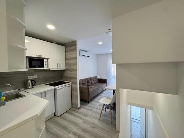 Bungalow en venta en Torrevieja, Playa de los locos photo 0