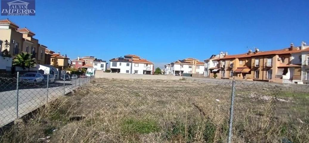 Parcela en venta en Ogíjares, Plaza alta photo 0