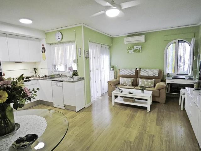 Apartamento en venta en Denia photo 0