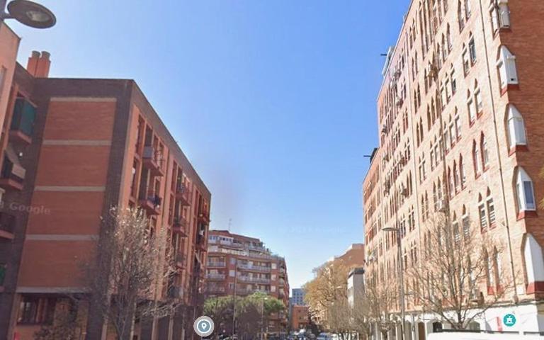 Piso en venta en Barcelona, Zona Franca photo 0