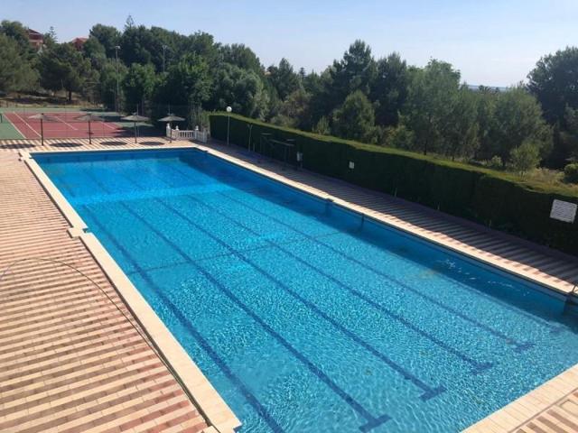 Parcela en venta en Benifaió, Urb. El pla de les Clotxes photo 0