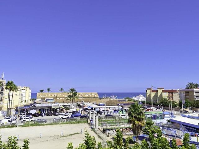 Apartamento en venta en Denia photo 0