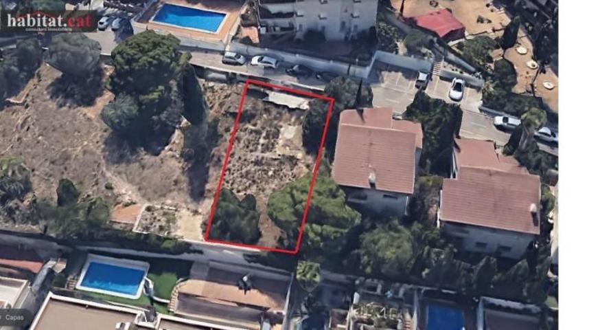 Parcela en venta en Segur de Calafell, Segur estacion photo 0