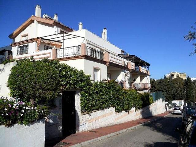 Piso en venta en Marbella, Calle Claveles, 29603 photo 0