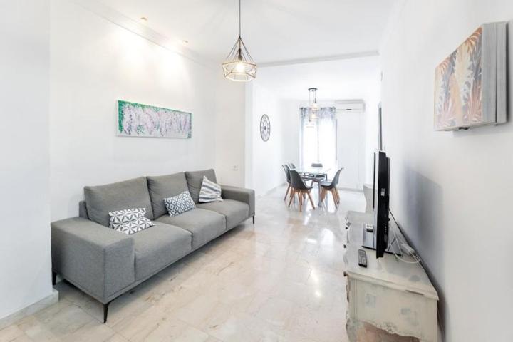 Piso en venta en Granada, Centro photo 0