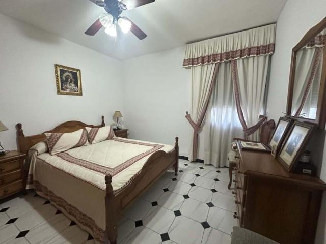 Piso en venta en Marbella, Marbella photo 0