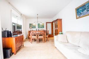 Piso en venta en Reus, Llevant photo 0