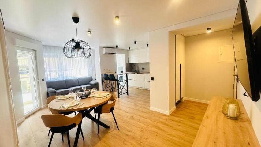 Apartamento en venta en Torrevieja, Estacion de autobuses photo 0