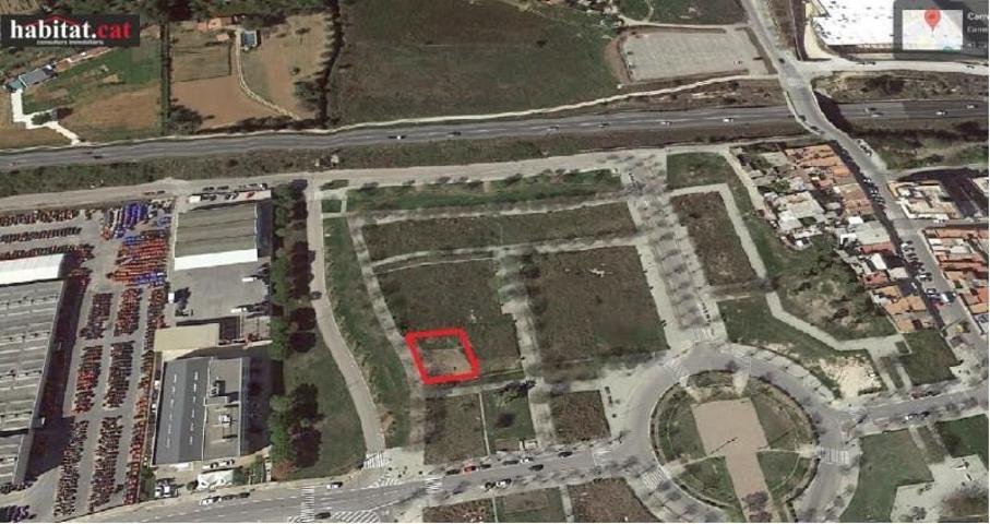Parcela en venta en Vilanova i la Geltrú, Casernes photo 0