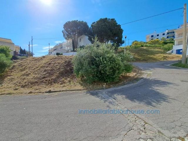 Parcela en venta en Llançà photo 0