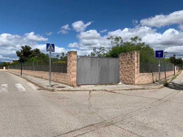 Parcela en venta en Algete, Soto del duque photo 0