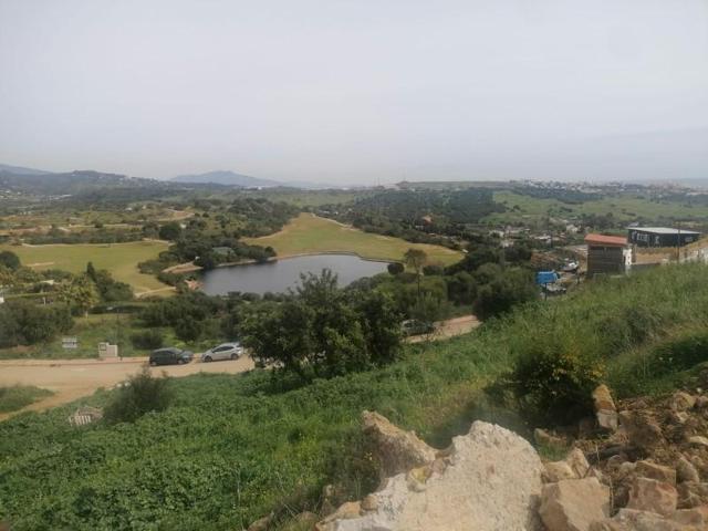 Parcela en venta en Estepona, Valle Romano photo 0