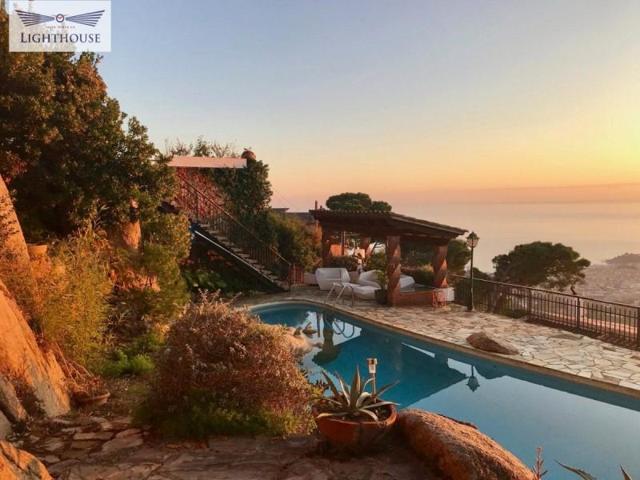 Parcela en venta en Lloret de Mar, Roca grossa photo 0