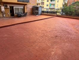 Piso en venta en Barcelona, La Verneda-La Pau photo 0