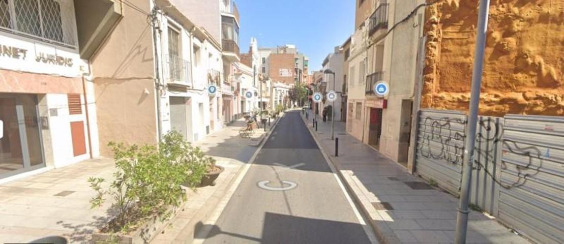 Parcela en venta en Cornellà de Llobregat, Centre photo 0