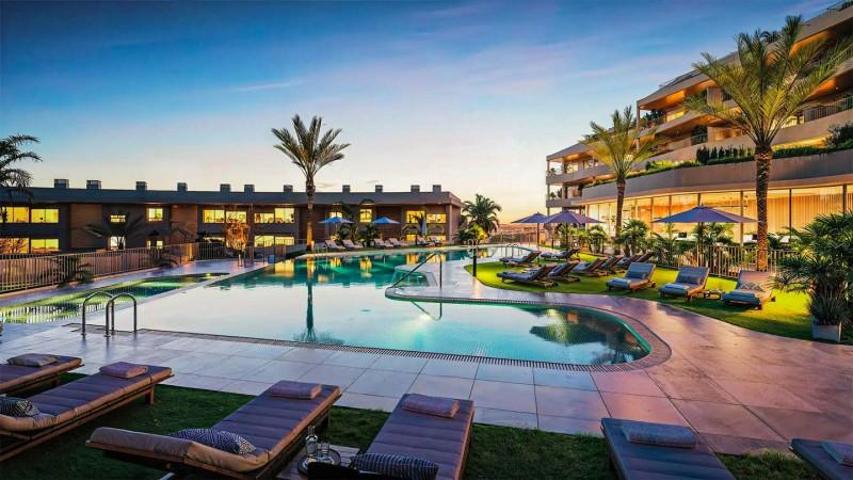 Apartamento en venta en Fuengirola, El Higuerón photo 0