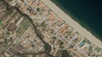 Parcela en venta en Denia, Les Deveses photo 0