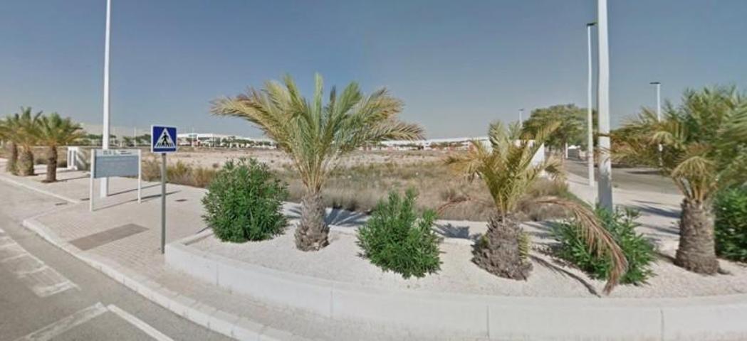 Parcela en venta en Elche, Poligono torrellano photo 0