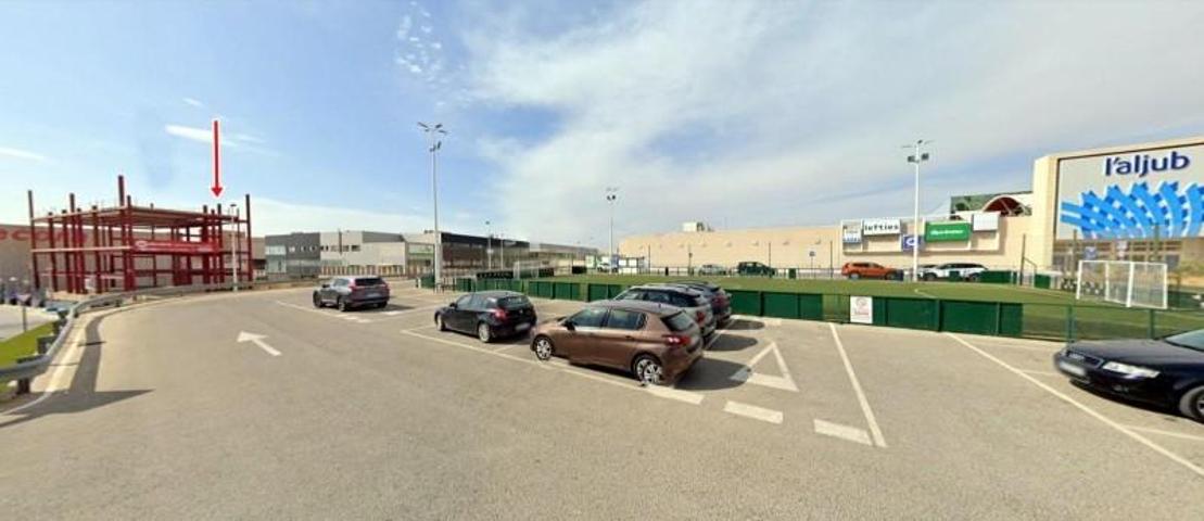 Parcela en venta en Elche, Corte Ingles photo 0