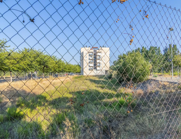 Parcela en venta en Lleida photo 0