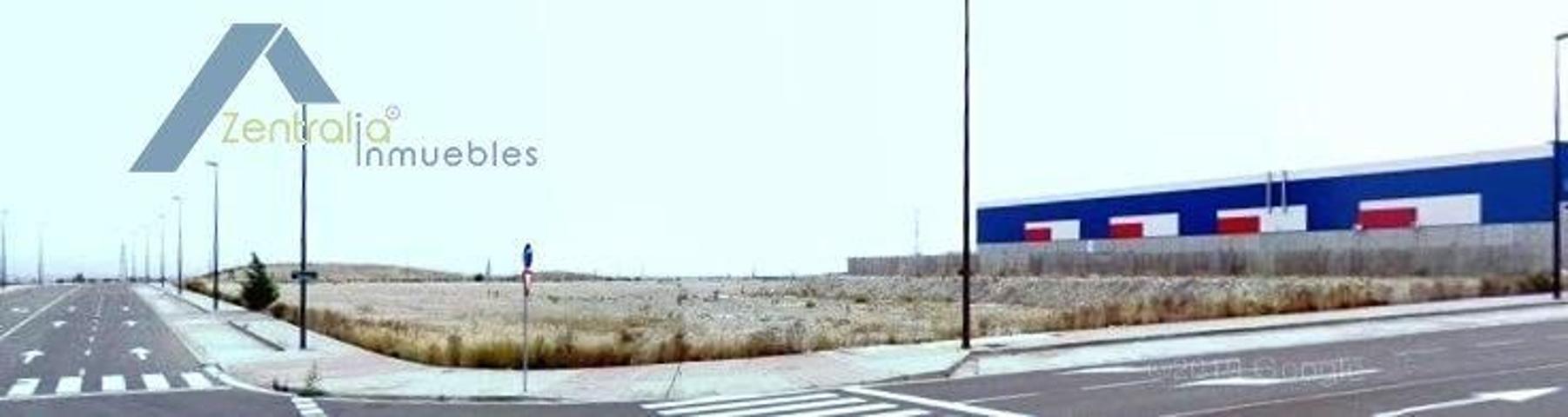 Parcela en venta en Zaragoza, Cartuja Baja photo 0