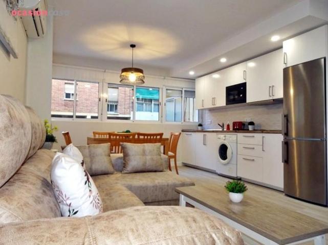 Habitación en alquiler en Málaga, Cruz de Humilladero- Paseo de los Tilos photo 0