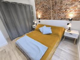 Apartamento en alquiler en León, Doctor Fleming photo 0