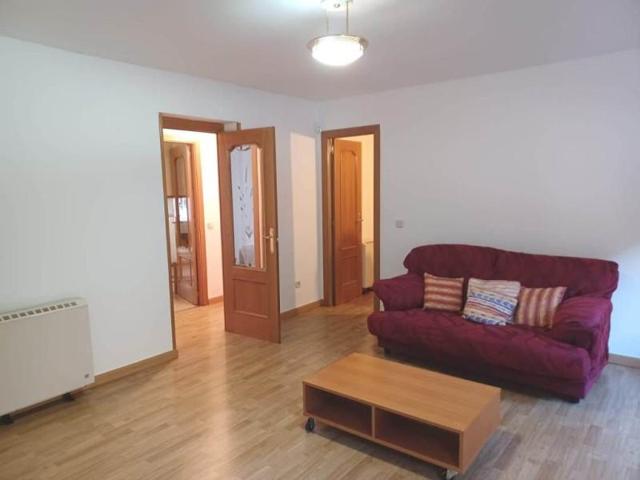 Piso en alquiler en Madrid, Puente De Vallecas - Numancia photo 0