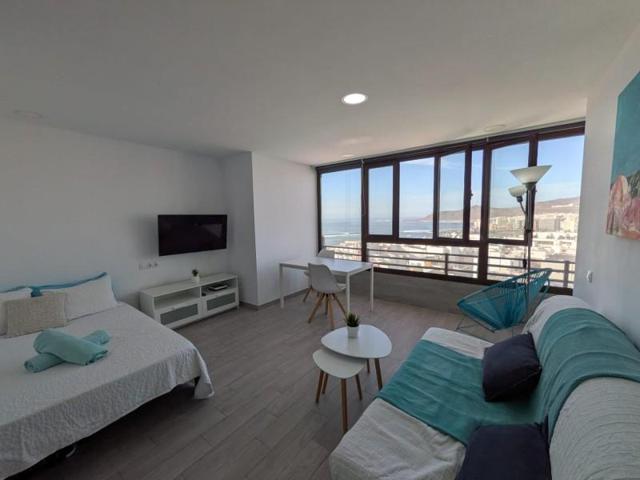 Estudio en alquiler en Las Palmas de Gran Canaria, Santa Catalina photo 0