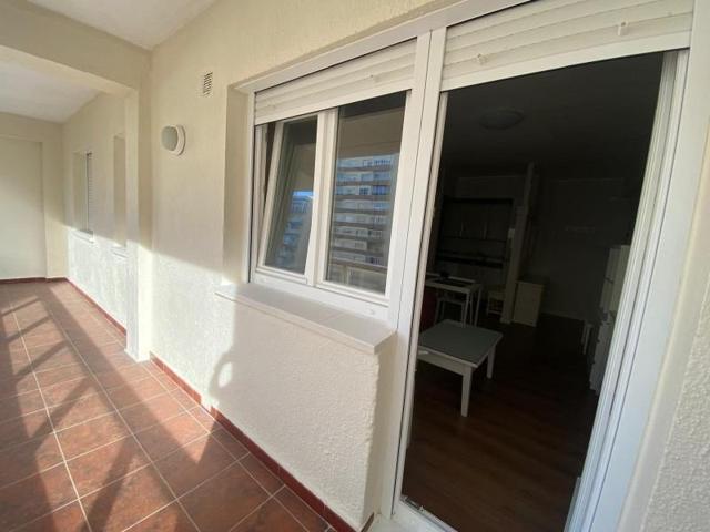 Apartamento en alquiler en Cádiz, Avenida photo 0