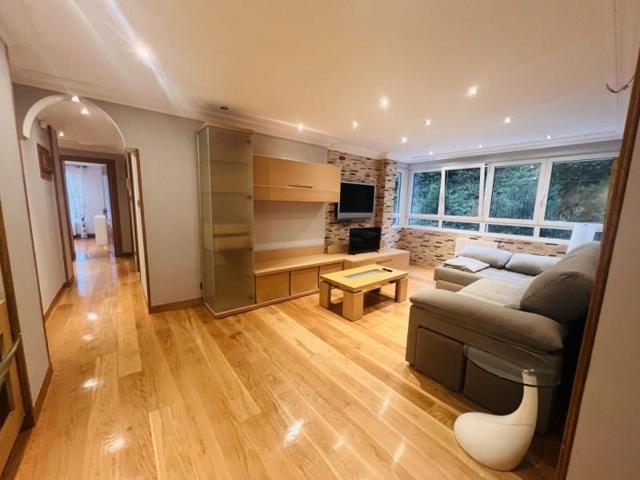 Piso en alquiler en Laredo, Centro photo 0