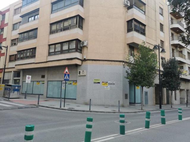 Local comercial en alquiler en Ontinyent, Sant Josep photo 0