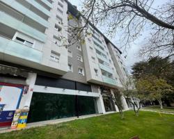 Local comercial en alquiler en Barañáin, Avenida de pamplona photo 0