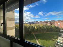 Piso en alquiler en Pamplona photo 0