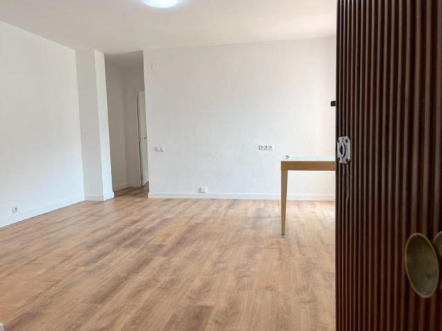 Piso en alquiler en Valencia, Arrancapins photo 0