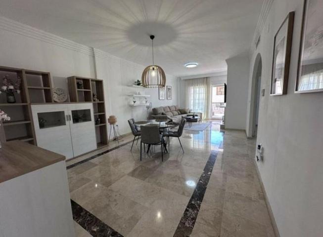 Apartamento en alquiler en Marbella, Nueva Andalucia photo 0