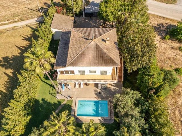 Casa con terreno en alquiler en Sant Joan, Sant Joan photo 0