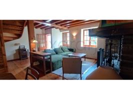 Casa con terreno en alquiler en Vielha e Mijaran photo 0